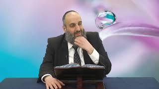 להכיר בטובה של השני | הליכות מוסר | הרב יניב עזיז (הרב דניאל זר) - התמונה מוצגת ישירות מתוך אתר האינטרנט יוטיוב. זכויות היוצרים בתמונה שייכות ליוצרה. קישור קרדיט למקור התוכן נמצא בתוך דף הסרטון