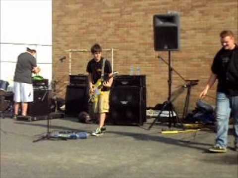 The Frontmen - Paranoid