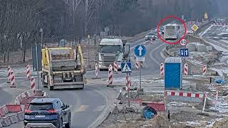 Wideo: Z zakazem kierowania, by� pod wp�ywem narkotyk�w i niemal doprowadzi� do tragedii na drodze?