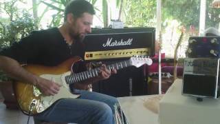 Video thumbnail for ISP TOTALLY BLUES   -  FENDER STRAT AMERICAN DELUXE '04   -  MARSHALL JCM 2000 by JokeAndRazz