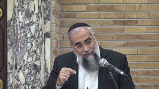 דעת ורצון בקידושין | הרב גבריאל סרף, ראש הישיבה (ישיבת כרם ביבנה) - התמונה מוצגת ישירות מתוך אתר האינטרנט יוטיוב. זכויות היוצרים בתמונה שייכות ליוצרה. קישור קרדיט למקור התוכן נמצא בתוך דף הסרטון