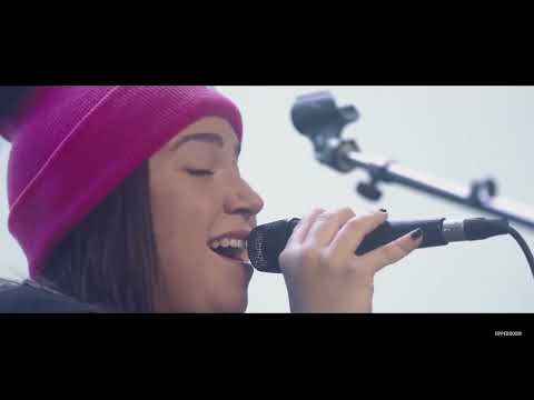 My Shelter UPPERROOM Worship Moment 03.09.22