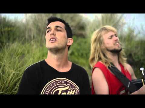 Qki Dones + Valen Andersen: Agua Salada + Sensitivo (Acustico)