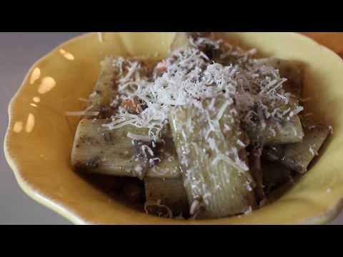 The best pasta recipe with chicken liver ragù made...