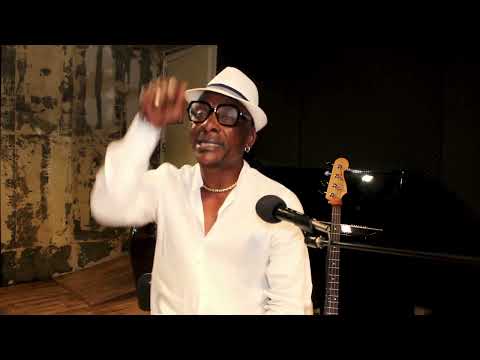 ADJANI SESELE APRES CONCERT YA MAISON MERE AZA WAPI PE AZOSALA NINI ?