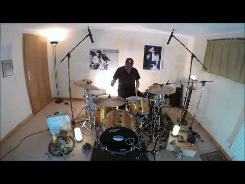 Newen Afrobeat feat. Oghene Kologbo - Open Your Eyes