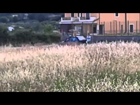 Castelforte-un uomo parcheggia la macchina