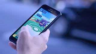 Actually Playing Pokemon GO In Public!!!