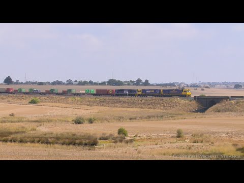 Pacific National 5AM5 Intermodal Container Freight - PoathTV Australian Trains & Railways