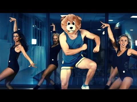 Miro Jaros ft. Dominika Mirgova + DJ Metal & Demex - VYPECKUJ RADIO