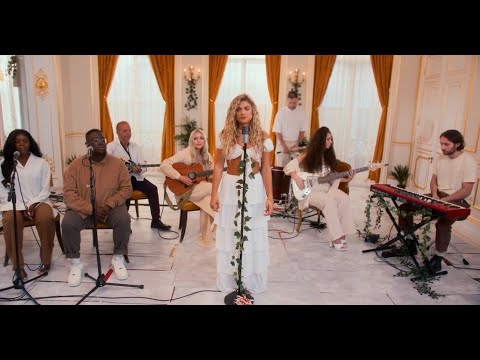 Antigoni - Sirena Sessions - "Long Way Home" -  live from The Palace @ Hamilton House