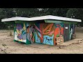 Kunstenaars pimpen WC-huisjes Almeerderstrand