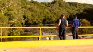preview picture of video 'A NOVA ponte do sobre o rio São Marcos - Grande obra de engenharia.'