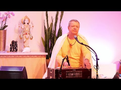 Satsang - Kirtan, Mantra und Arati mit Narendra - Yoga Vidya Live, 09.05.2022, 20:00 Uhr
