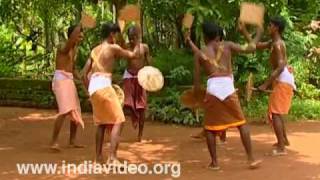 Kuda Chozhi  a folk dance from Malabar 