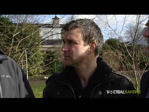 DE VOETBALKANTINE: AFL. GRENSRECHTER