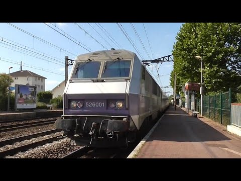 BB26000 Sybic Corail Intercités et Z8800 : A la gare de Saint Michel sur Orge