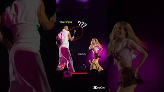 Download lagu Back dancer give Lisa a Rose🌹🥰 #blackpink #shorts #fyp #trending #viral #lisa #funny #cute mp3 Download lagu Back dancer give Lisa a Rose🌹🥰 #blackpink #shorts #fyp #trending #viral #lisa #funny #cute mp3