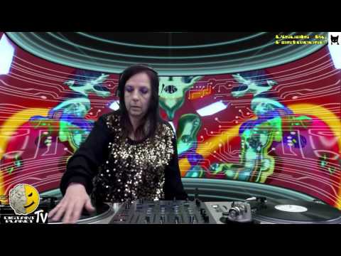 DP TV #7 Louise Plus One