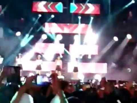 NoNoNo-Apink #MTVMusicEvo in Manila '16