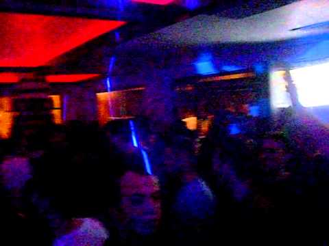 Negru plays Dj le Roi - I get deep @ UnderGround Session 002 Iasi