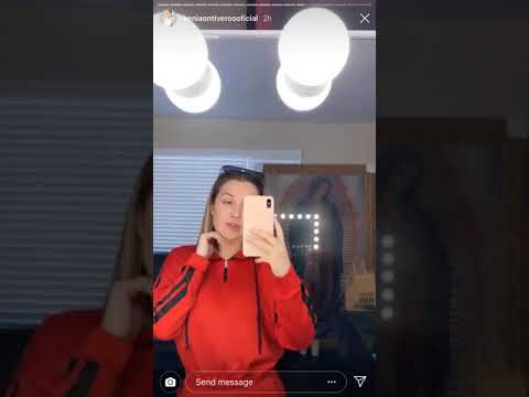 Kenia Hernández modela cabello mega cortito 3/15