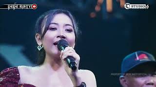 Download lagu SIWAR SIWUR Voc NESA NATA JAYA I LIVE MUSIC '' DEDE RISTY '' GANJENE PANTURA I KRAKAHAN BREBES mp3