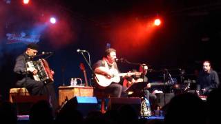 Revólver. Mi norte siempre apunta al sur. 17/12/11. Sala Paris15. Málaga