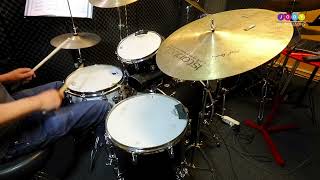 Video thumbnail for Discover the Power of the Gretsch Catalina Club Drumkit | Review by Jody Drums