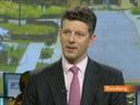 Schomer Sees Subdued Housing Recovery as Tax Credit Ends: Video