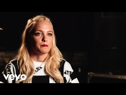 Eden xo - Too Cool To Dance (Fashion Behind The Scenes)