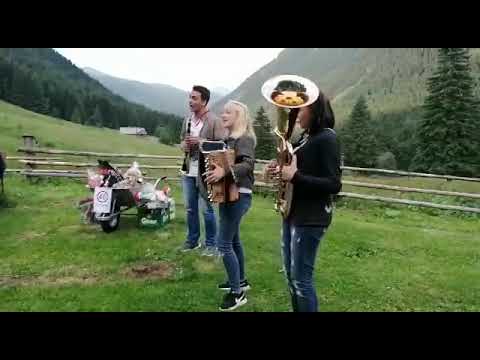 Schwiegermutter tonz amol - Geschwister Scharf