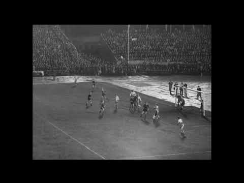 1978. "Динамо" (Киев) - Хака (Финляндия) 3:1. Незасчитанный гол Олега Блохина.