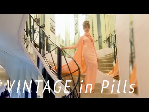 Vintage in Pills CHANEL Fall 2002 Couture Paris - Fashion Channel