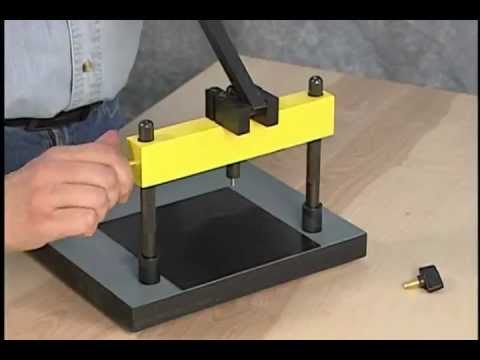 A Demonstration of the Logan F300-1 Studio Joiner - Jackson's Art Supplies