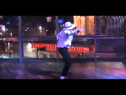 Alessandro Russo live @ Uci Cinemas Smooth Criminal