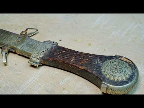 Reviving a Silver Moroccan Dagger: Transforming a Rusty Blade into a Masterpiece