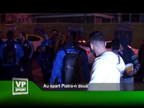 Au spart Piatra-n două
