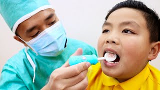 Download lagu Going To The Dentist Song Alex Pretend Play Sing A... mp3