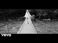 Shakira Nada Music Video
