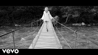 Shakira - Nada (Music - Video)