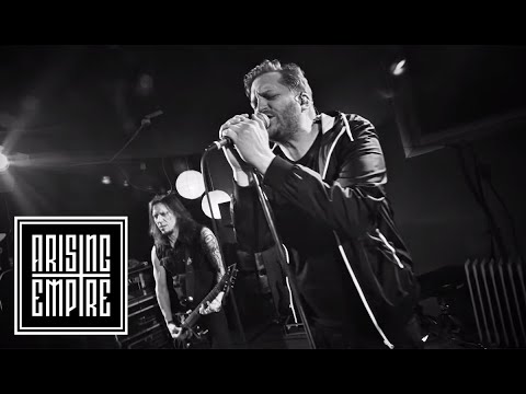 FARMER BOYS - Fiery Skies (OFFICIAL LIVE VIDEO)