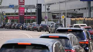 Russland: Sieben von zehn Tankstellen haben kein Benzin – Kraftstoffkrise verschärft sich
