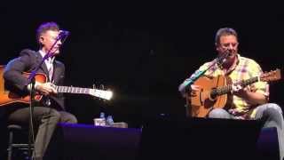 Vince Gill and Lyle Lovett sing Fightin Side of Me