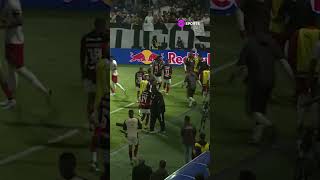 ALERTA DE TRETA! O TEMPO FECHOU NO FINAL DO JOGO ENTRE BRAGANTINO X FLAMENGO! #shorts