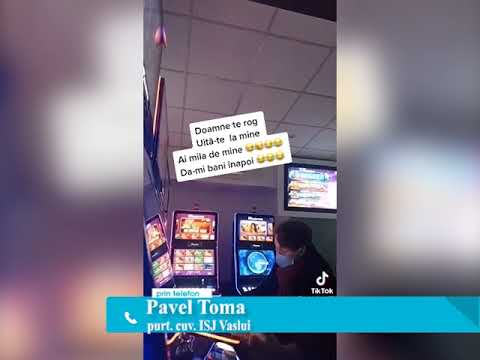 Profesoară de biologie, surprinsă în timp ce juca la păcănele