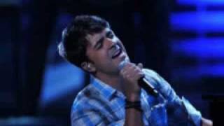 Luis Fonsi A un paso de tenerte ( con letra)