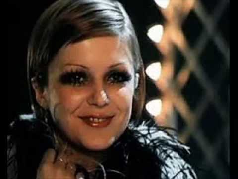 On tak ładnie kradnie - Ewa Dębicka