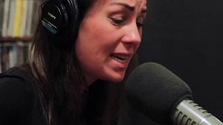 Amy Shark - Adore - Live on Lightning 100