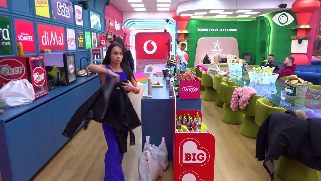 “Shko se po të qesh gruaja”/ Egli e prekur gjatë debatit me Gjestin